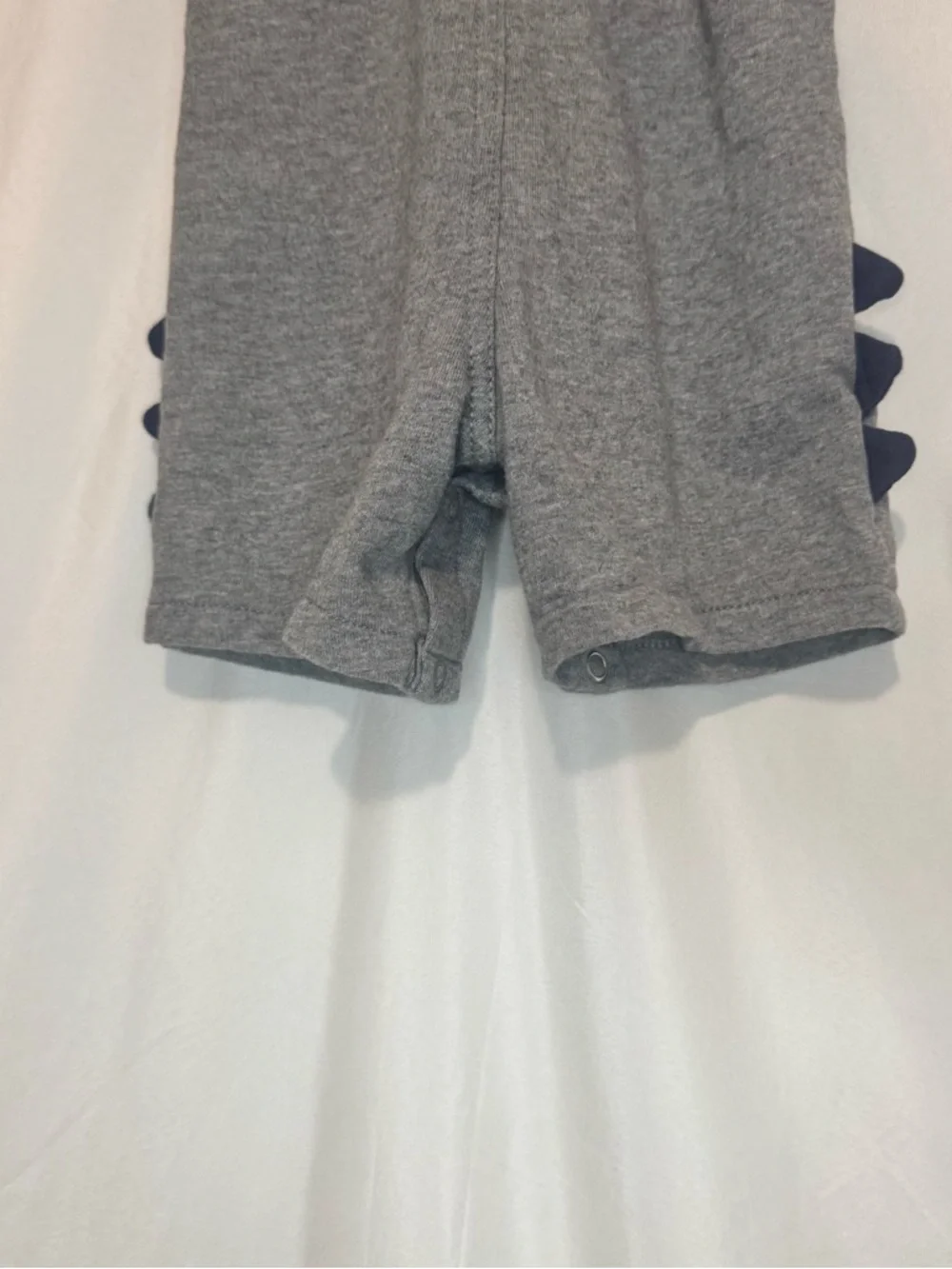 Carter’s Gray Overall size 12M